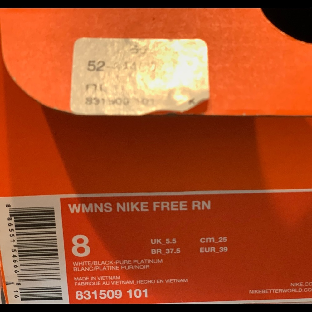 Nike Free Runs - Picture 5 of 5